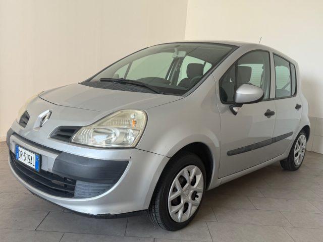 RENAULT Modus 1.2 16V Grazia
