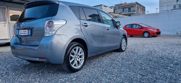 Toyota Verso 2.2 D-Cat 150 CV aut. Sol perfetta