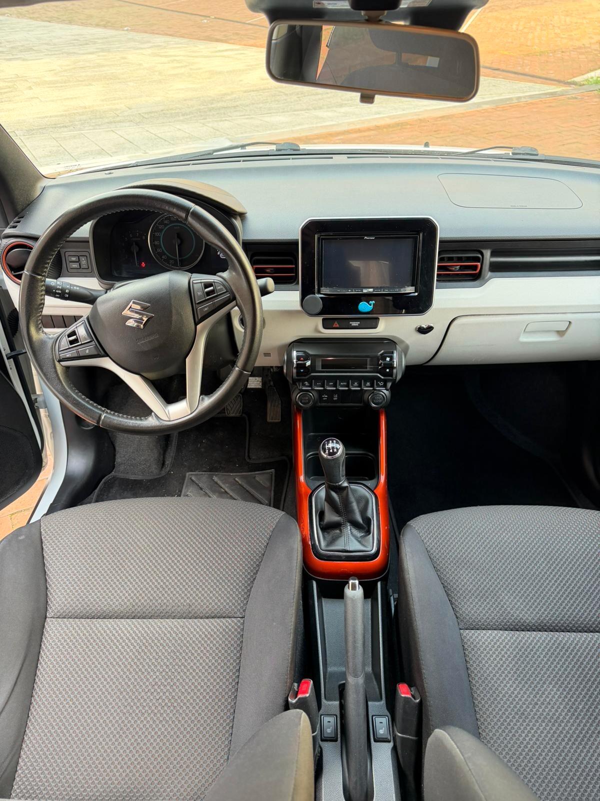 Suzuki Ignis 1.2 Dualjet Top