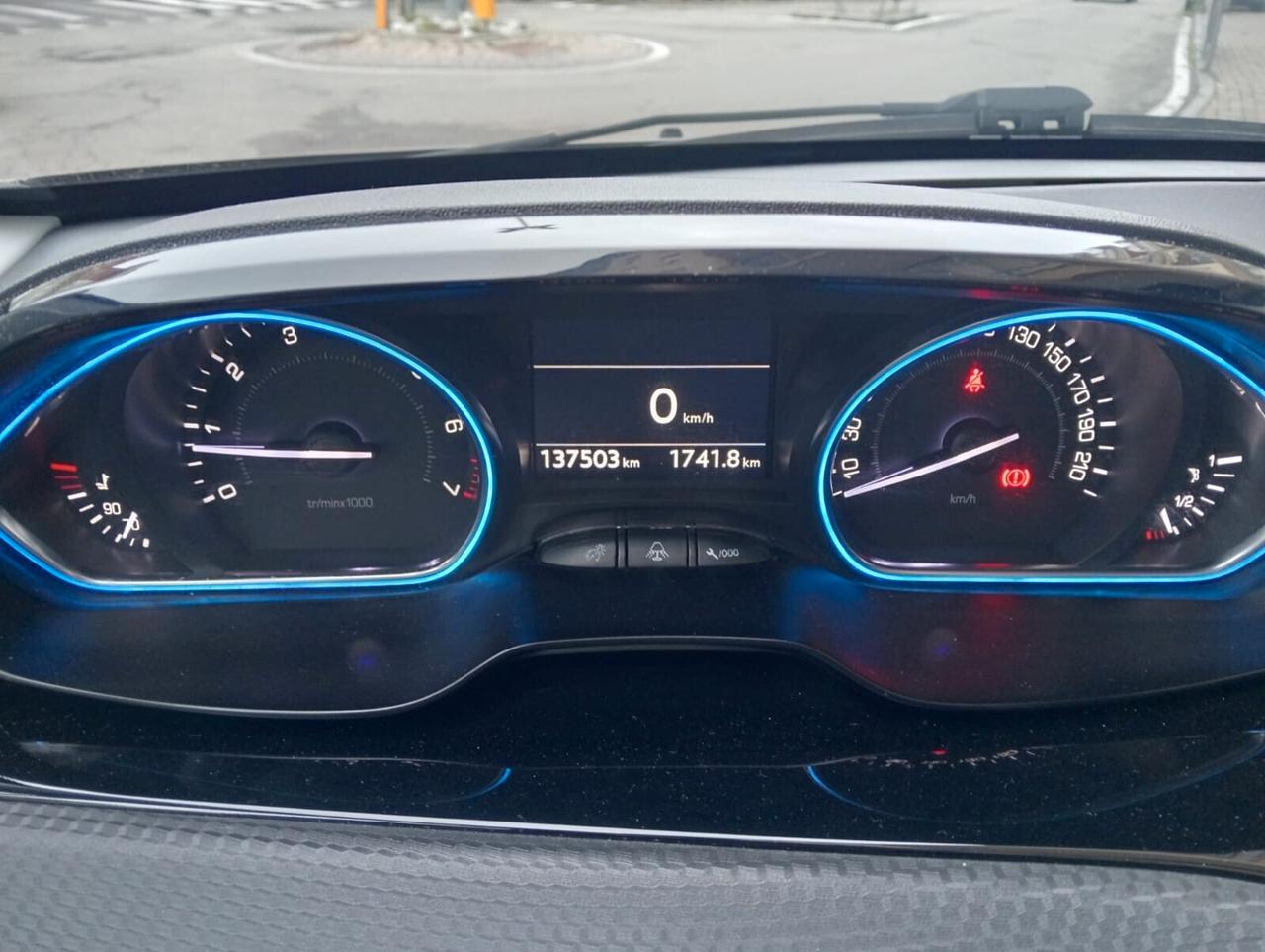 Peugeot 2008 1.6 VTi 120CV Allure