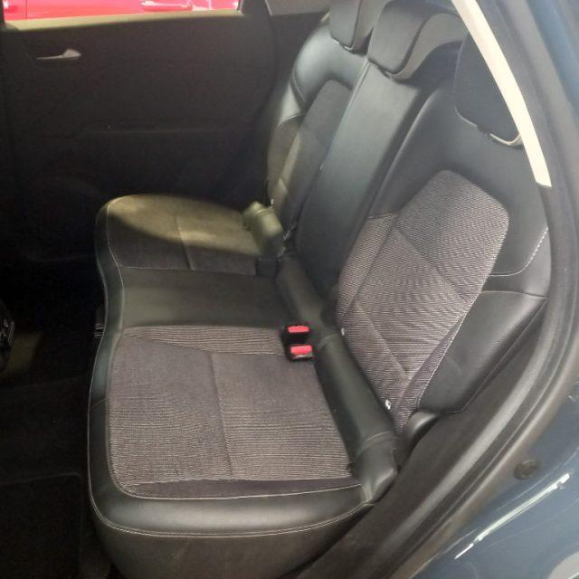 RENAULT Captur Blue dCi 115 CV EDC Intens