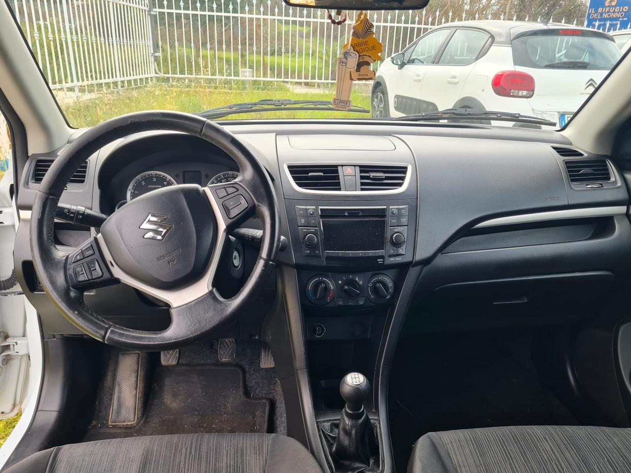 Suzuki Swift 1.3 DDiS 5P B-Top Bi-Color