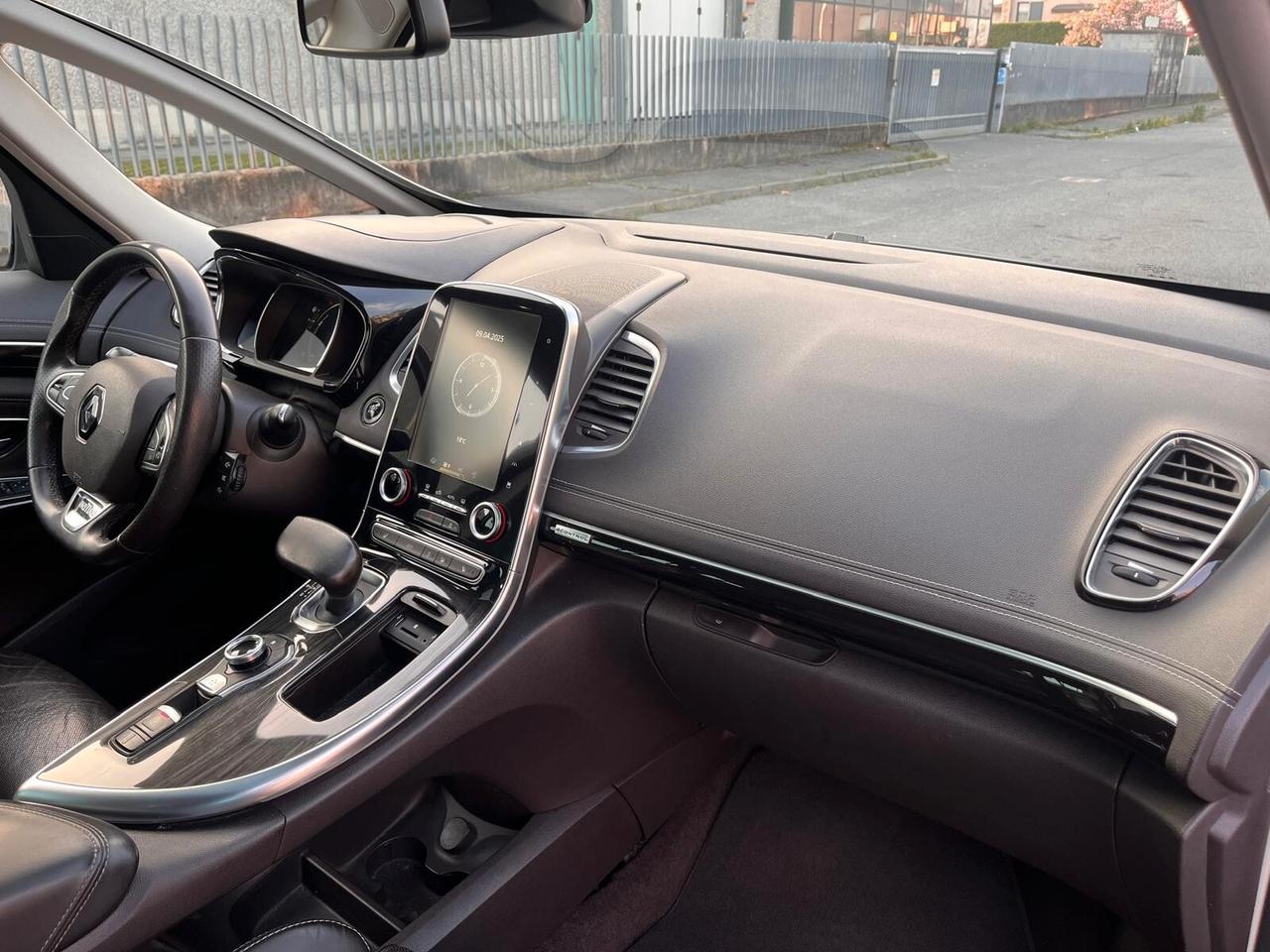 Renault Espace dCi 160CV EDC Energy Initiale Paris 4Control