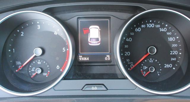 VOLKSWAGEN Tiguan 2.0 TDI SCR Life