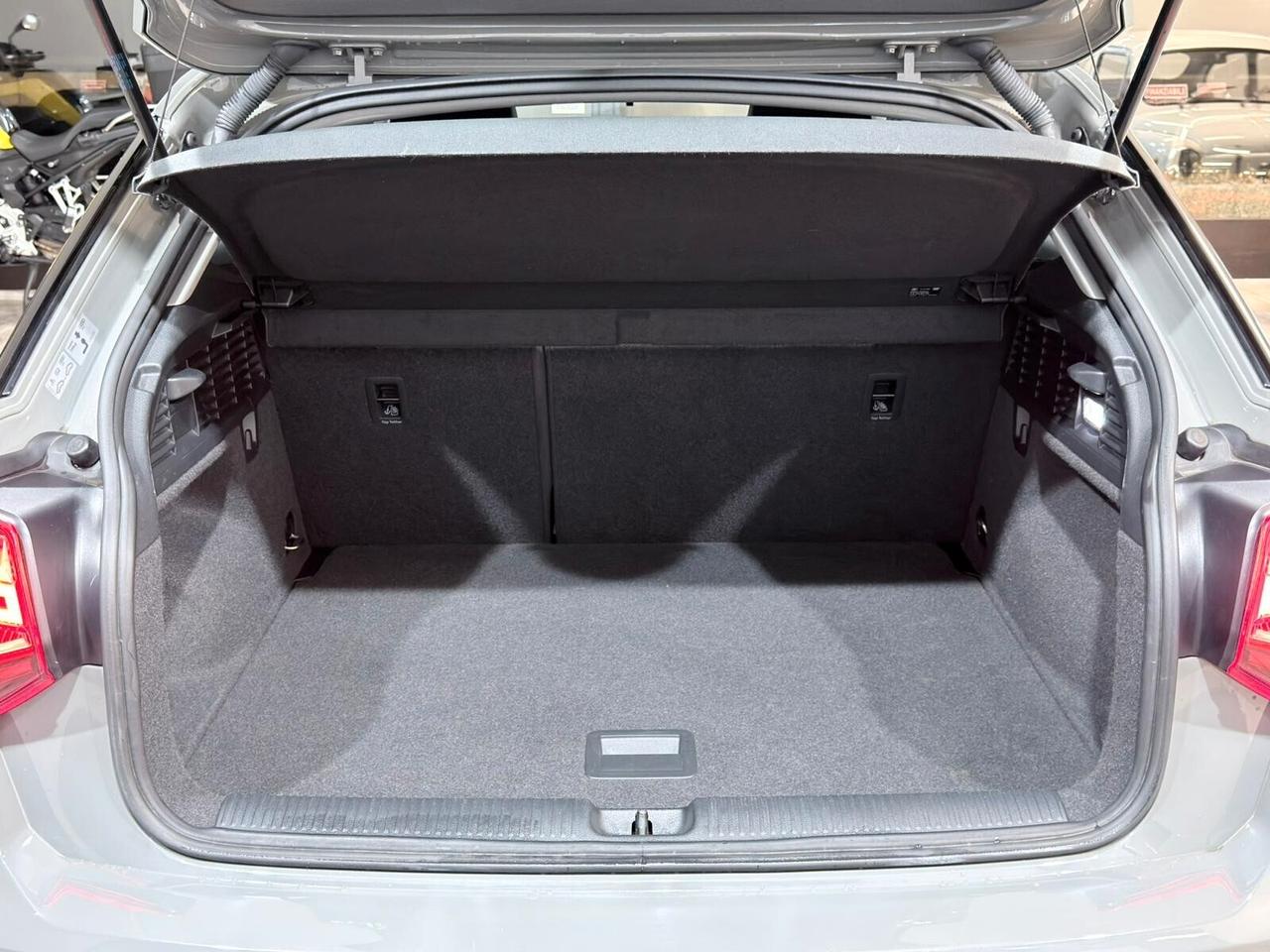 AUDI Q2 2.0TDI 150CV QUATTRO S-TRONIC 2017 GANCIO TRAINO