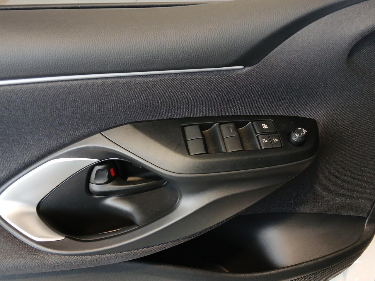 Toyota Yaris 1.5 Hybrid 5 porte Active + BUSINESS PACK 115CV