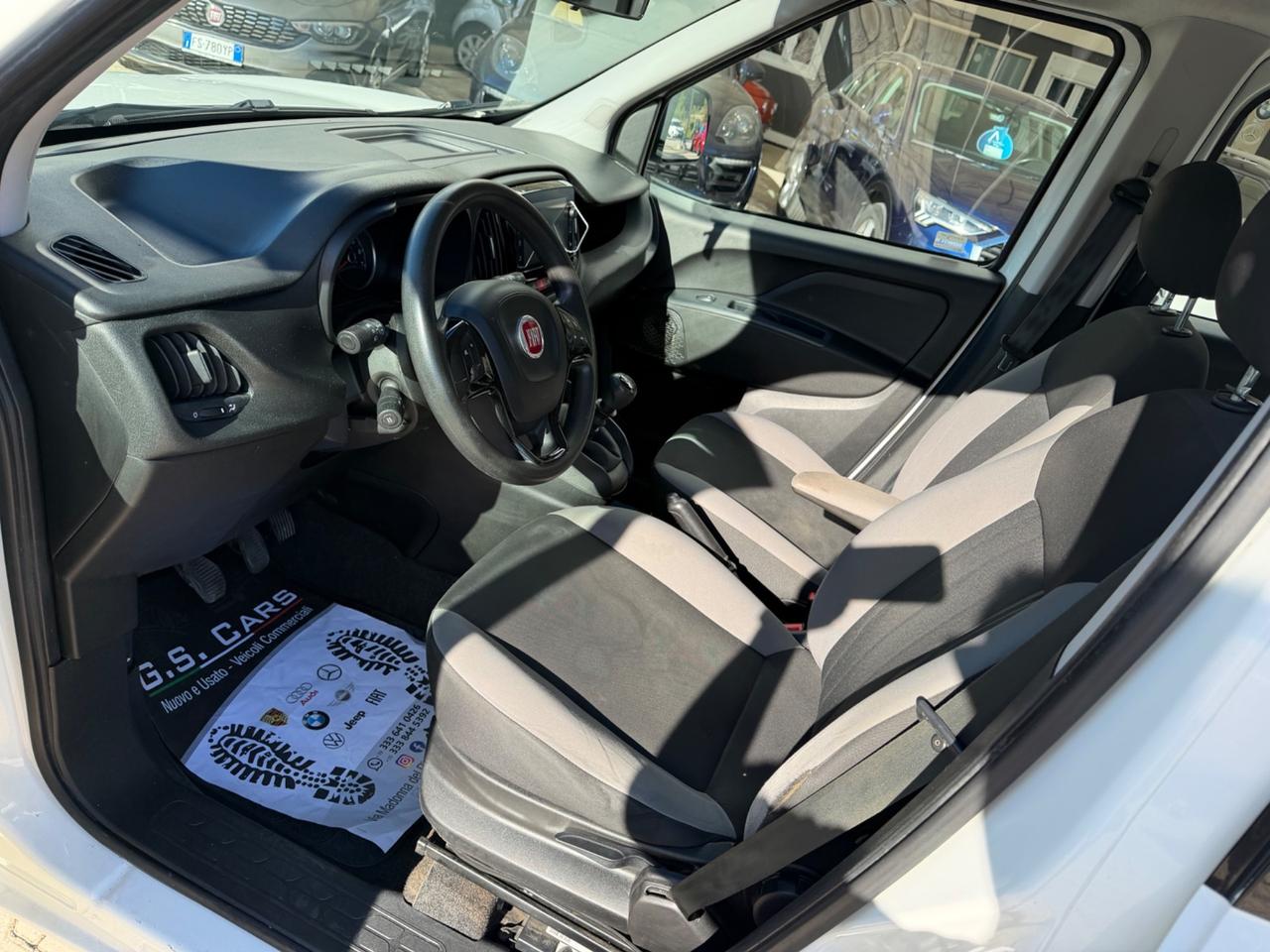 FIAT DOBLO 1.6 DIESEL AUTOCARRO CON POSTI