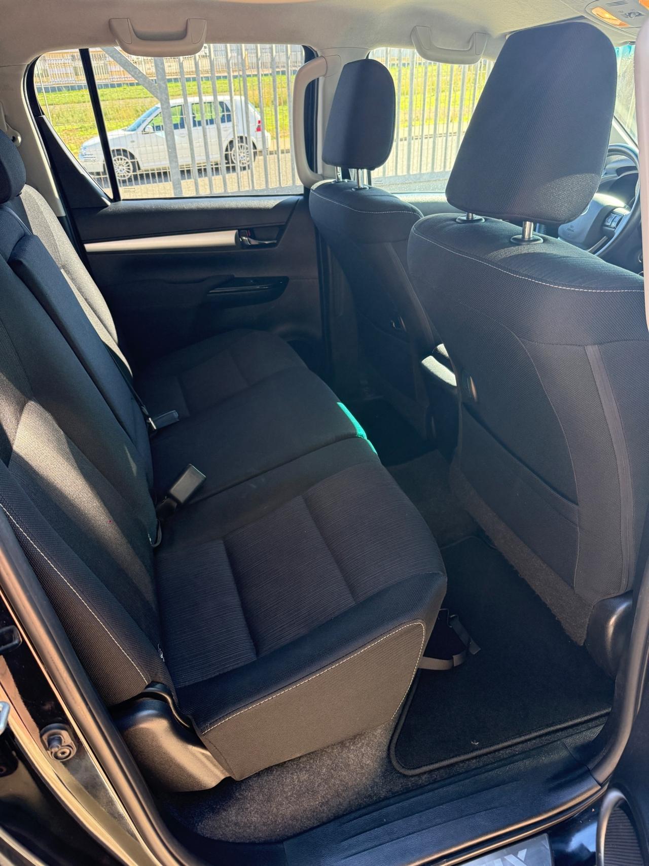 Toyota Hilux 2.4 D-4D 4WD Lounge GANCIO+HARD TOP