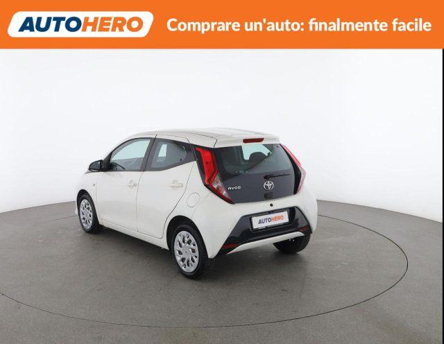 TOYOTA Aygo 1.0 VVT-i 72 CV 5 porte x-play MMT