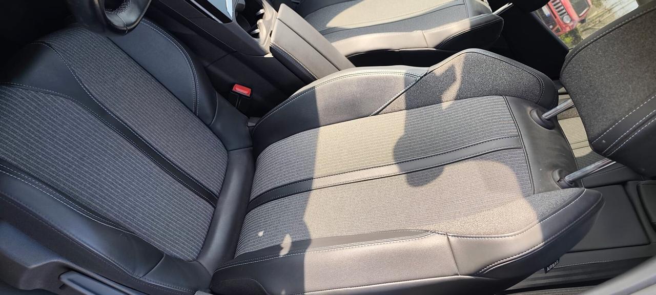 Peugeot 3008 BlueHDi 130 S&S EAT8 Allure Pack