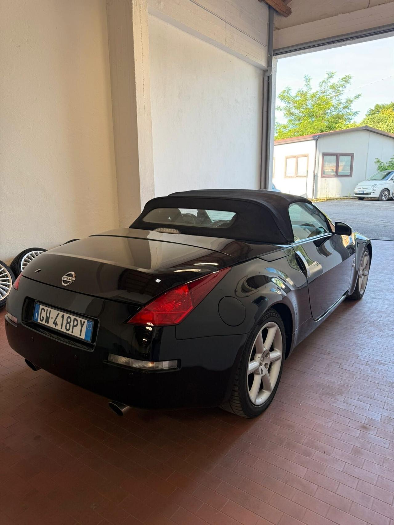 Nissan Z 350Z Roadster 3.5 V6 Lev 2