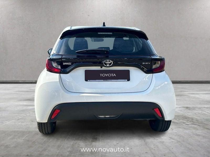 Toyota Yaris Hybrid 115