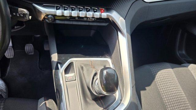 PEUGEOT 3008 BlueHDi 120 S&S Active PERMUTE IN ARRIVO