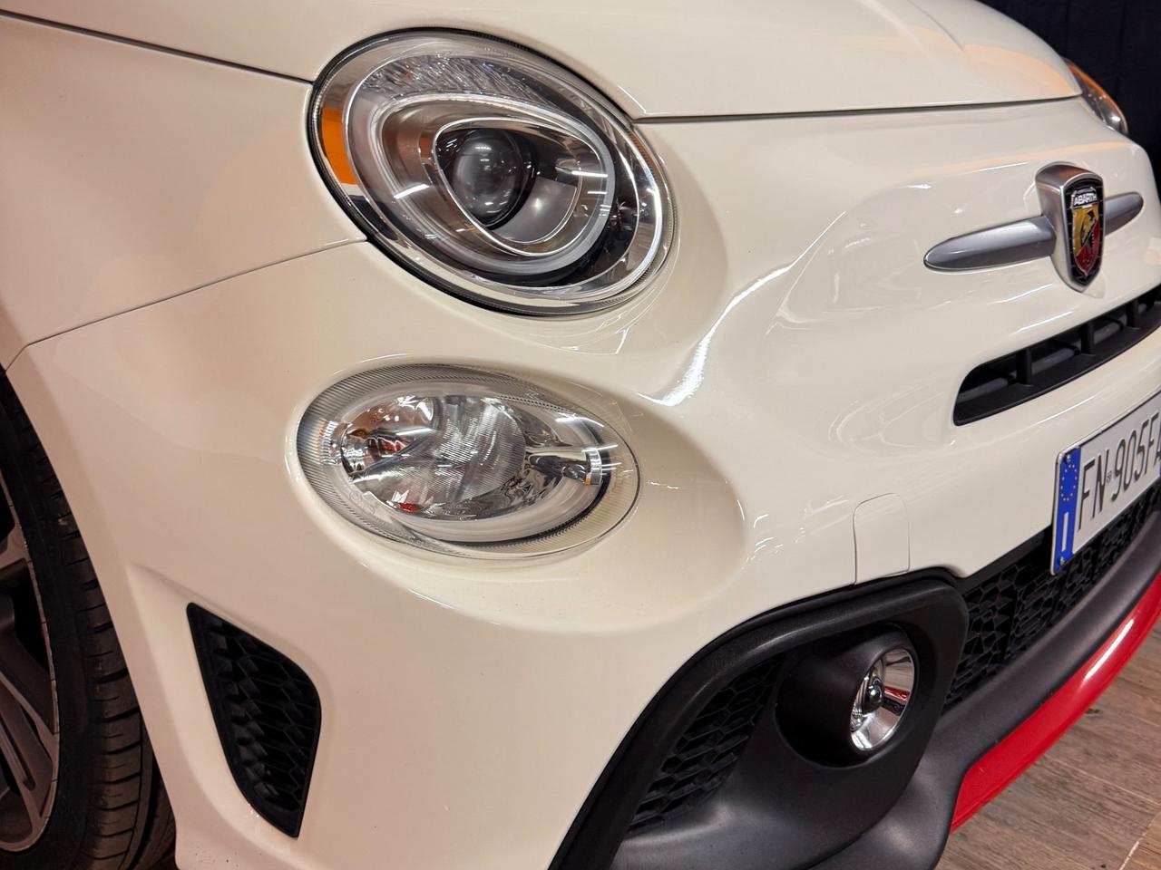 Abarth 595 con 165 CV Turismo 45.000 km