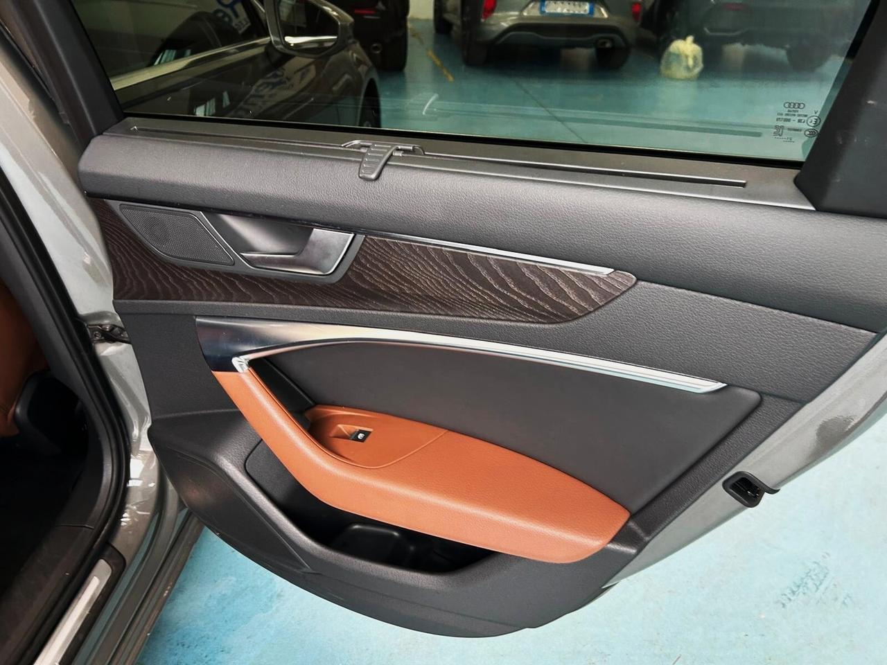 Audi A6 Avant 40 2.0 Tdi quattro S tronic Business Plus