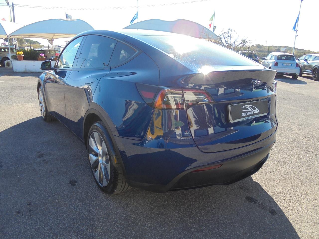 Tesla Model Y Long Range AWD