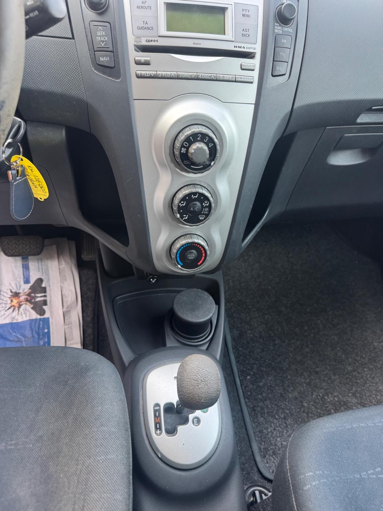Toyota Yaris Benz automatica