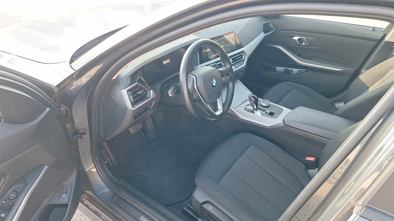 Bmw 320 320d 48V Business Advantage
