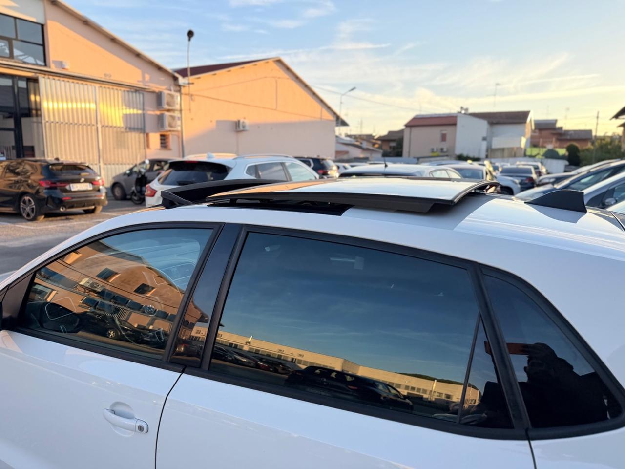 Volkswagen Polo 1.6 TDI 90CV DSG Tetto Highline