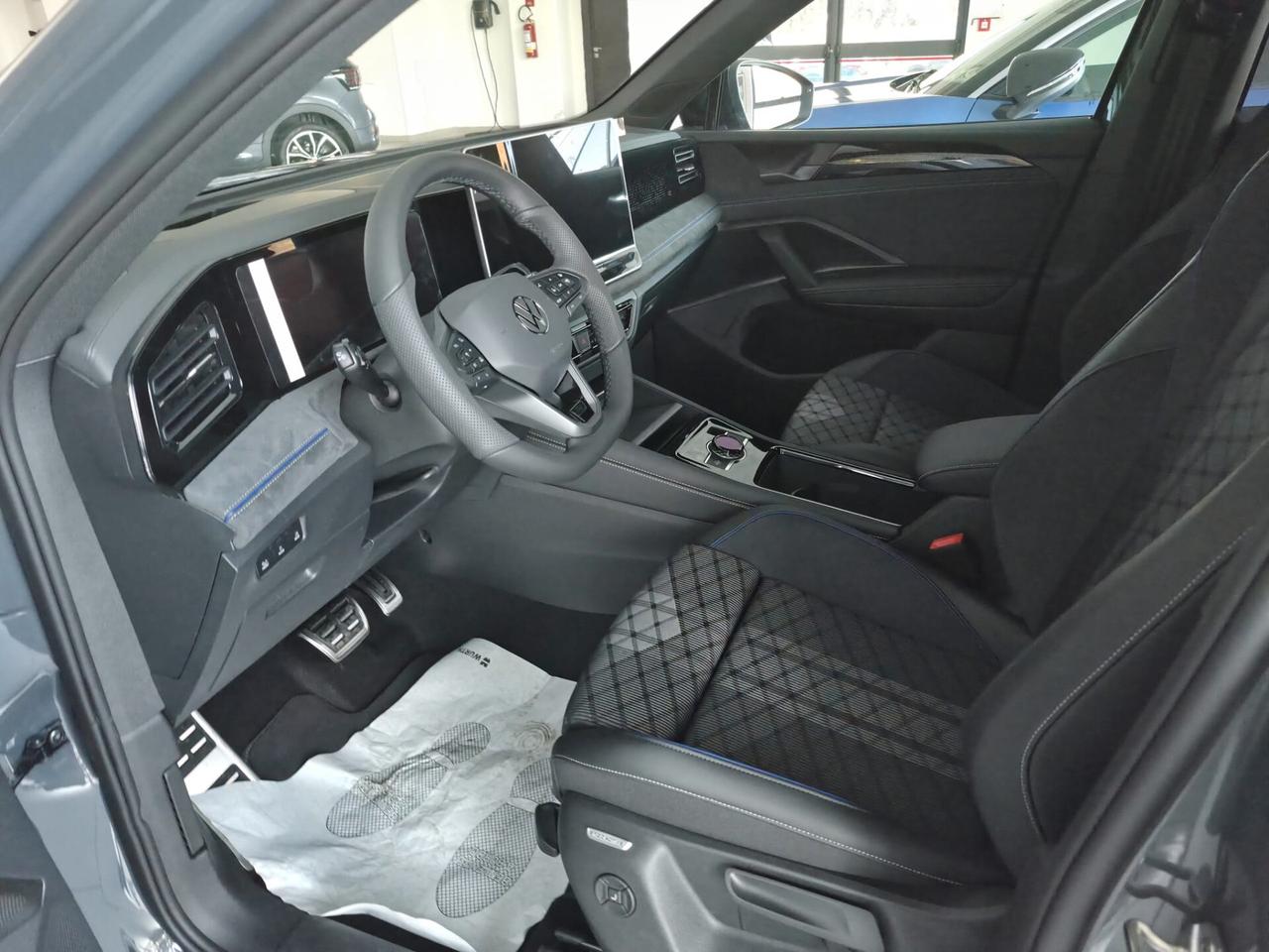 Volkswagen Tiguan 1.5 eTSI 150 CV ACT DSG R-Line