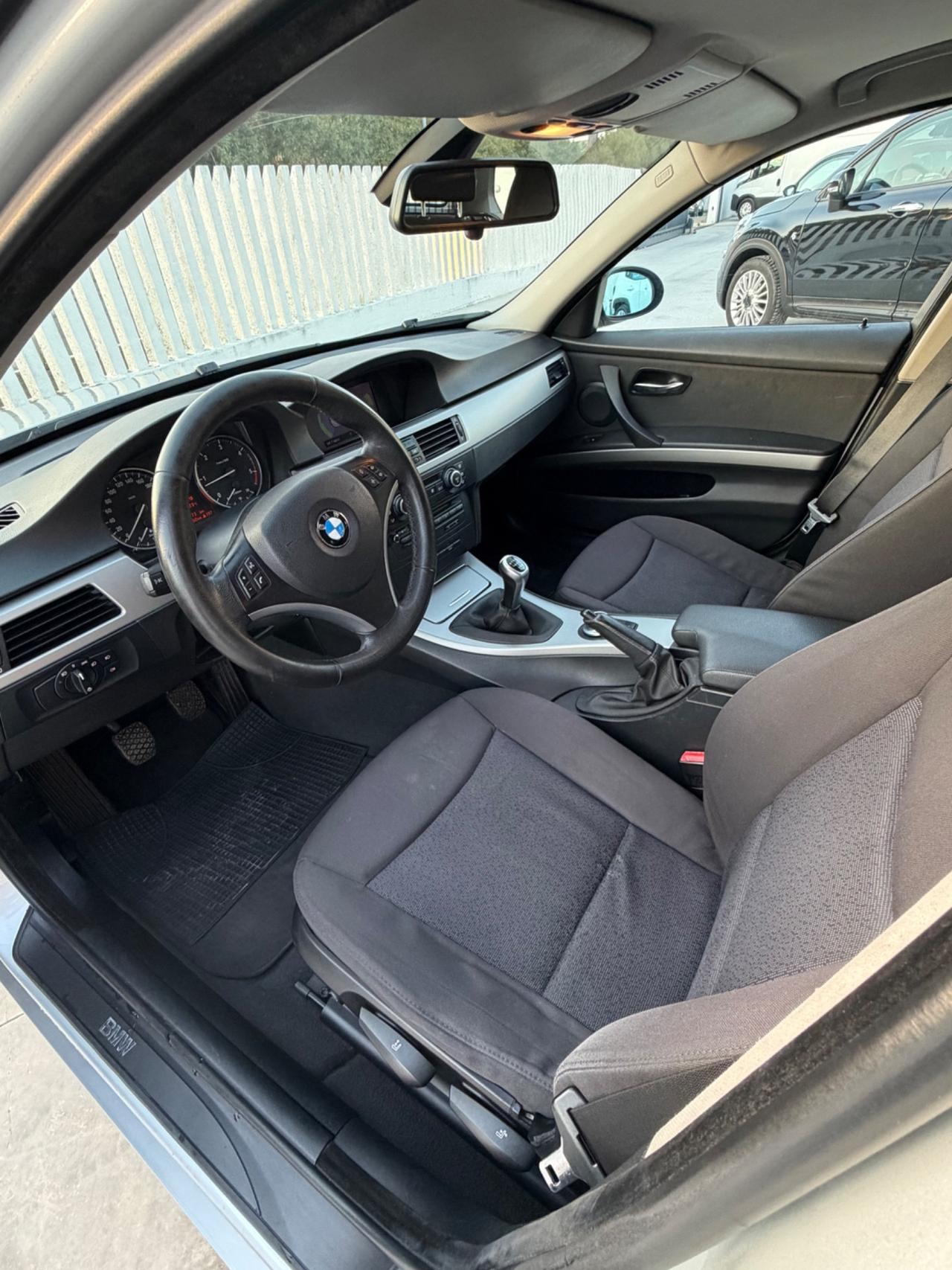 Bmw 318 318d cat Touring Attiva