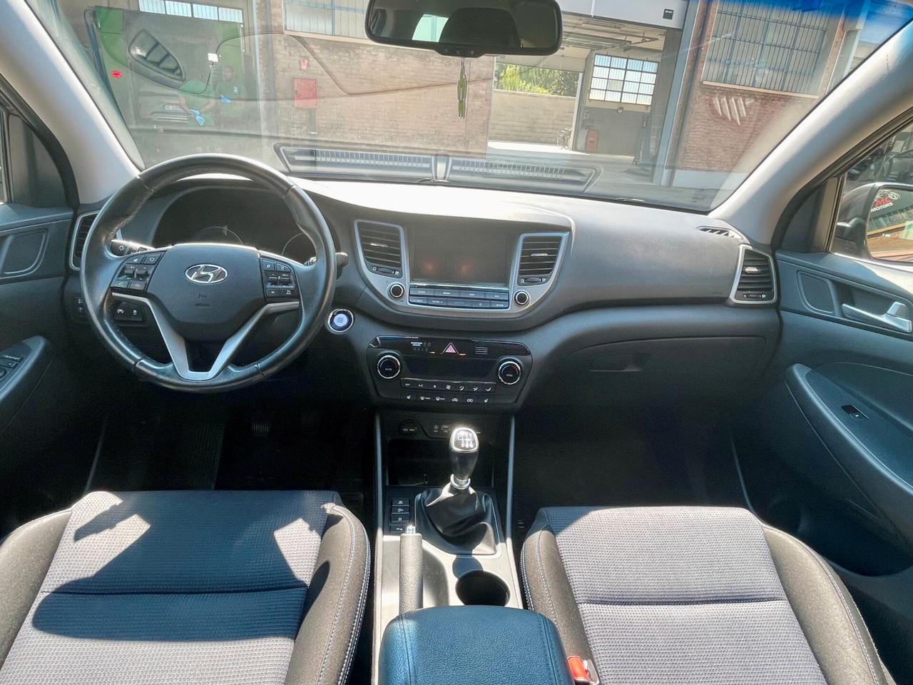 Hyundai Tucson 1.7 CRDi 115CV Top di Gamma-Tagliandi Certificati Hyundai- Unico Proprietario