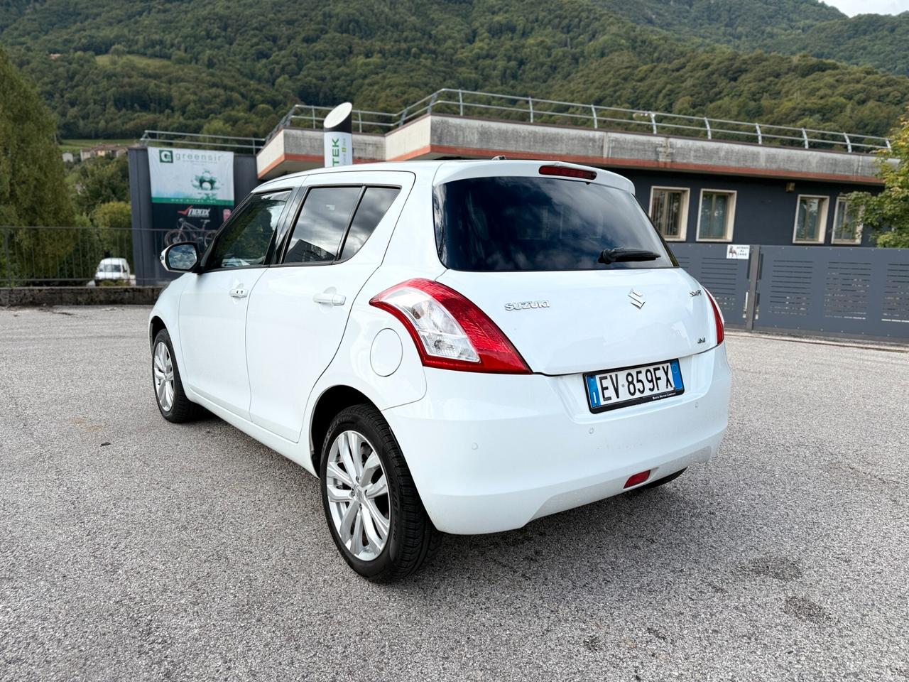 Suzuki Swift 1.2 VVT 4WD 5 porte GL Top 94cv