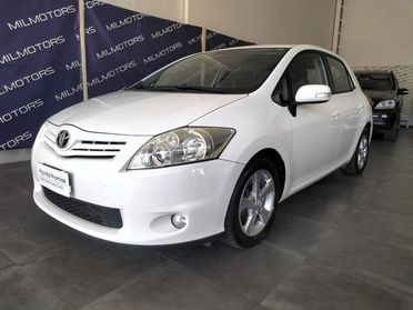 TOYOTA Auris 1.4 D-4D 5 porte