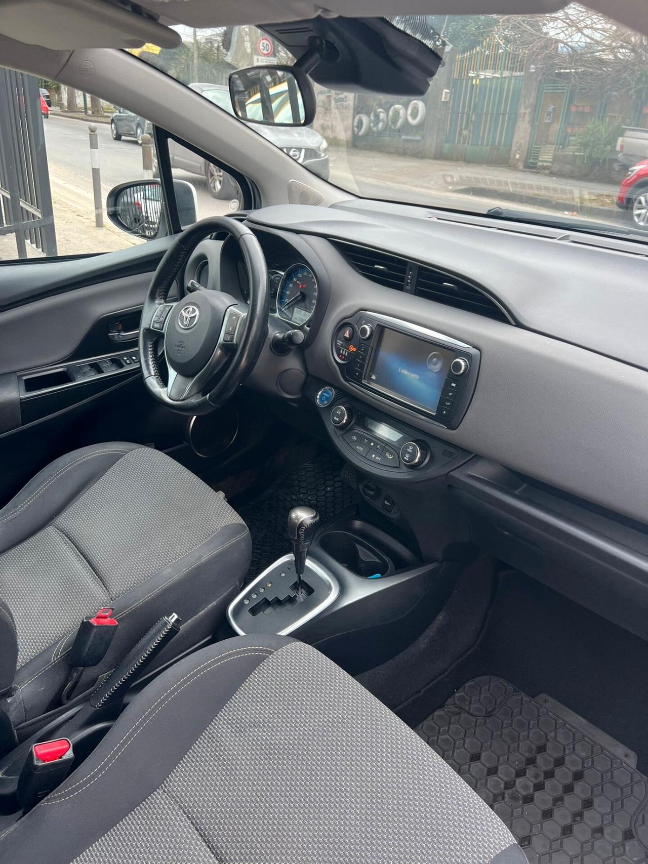 Toyota Yaris 1.5 Hybrid 5 porte Active