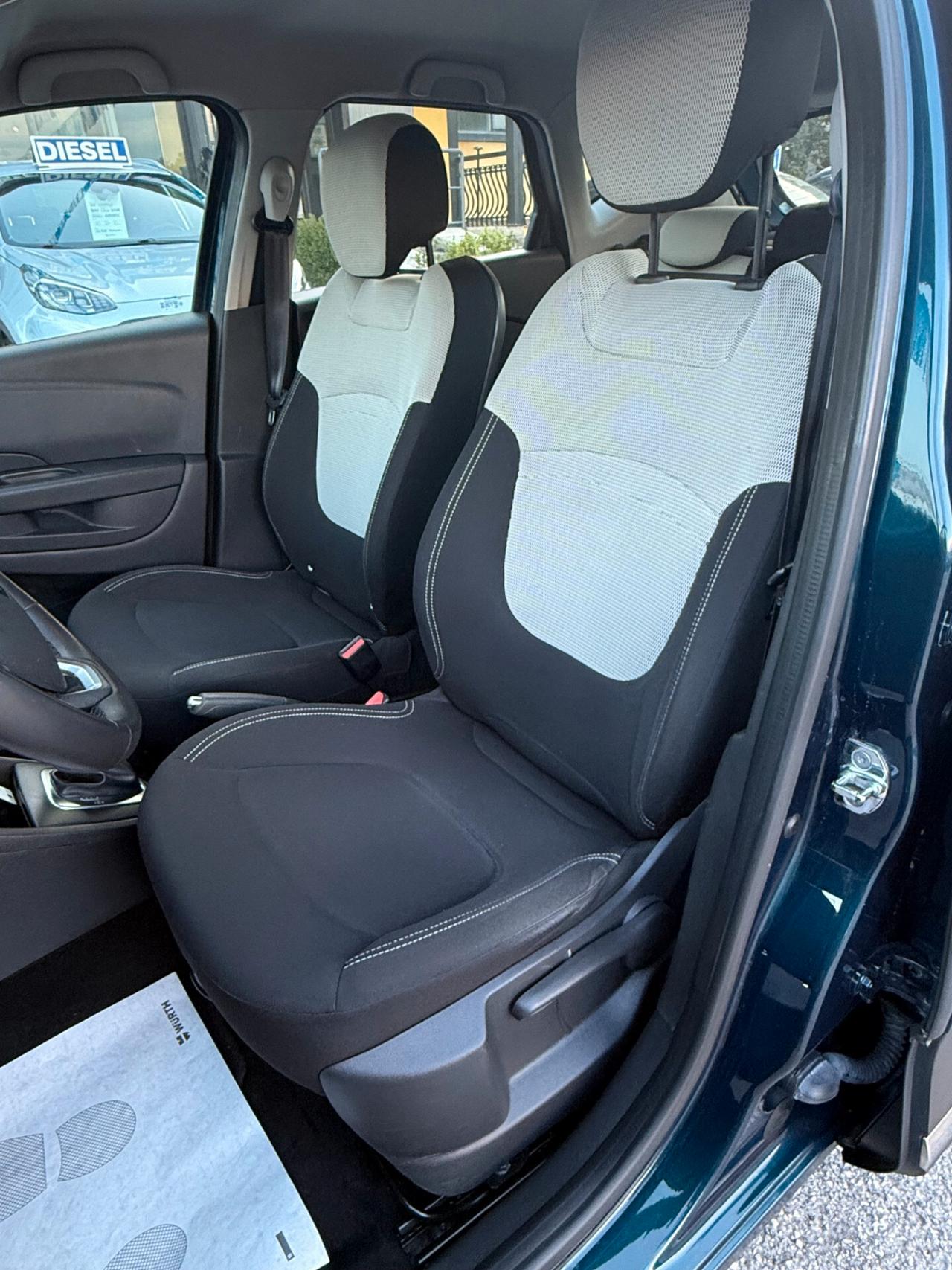 " PERFETTA " Renault Captur dCi 90 CV EDC Initiale