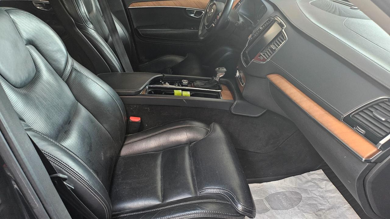 Volvo XC 90 XC90 D5 AWD Geartronic 7 posti Inscription