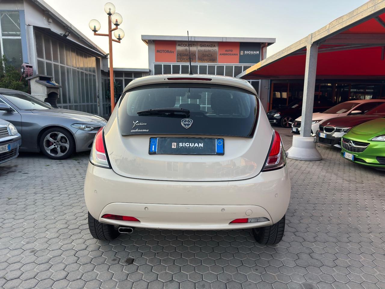 Lancia Ypsilon ADATTA A NEOPATENTATI 1.2 69 CV 5 porte GPL Ecochic Silver