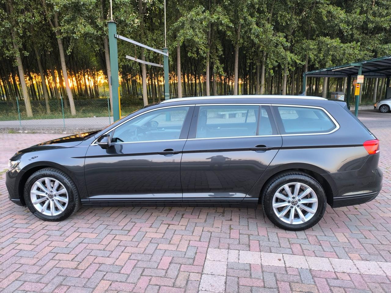 Volkswagen Passat Variant 2.0 TDI SCR 122 CV EVO DSG Business