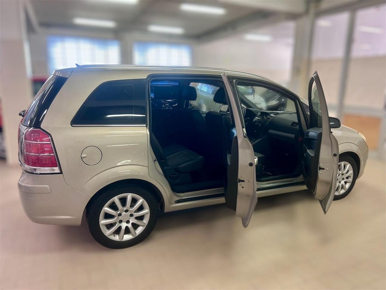 Opel Zafira 7Posti 1.9 CDTI 120CV Cosmo