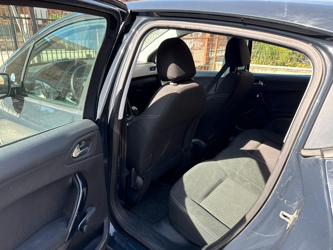 Peugeot 208 PureTech 68 5 porte Active