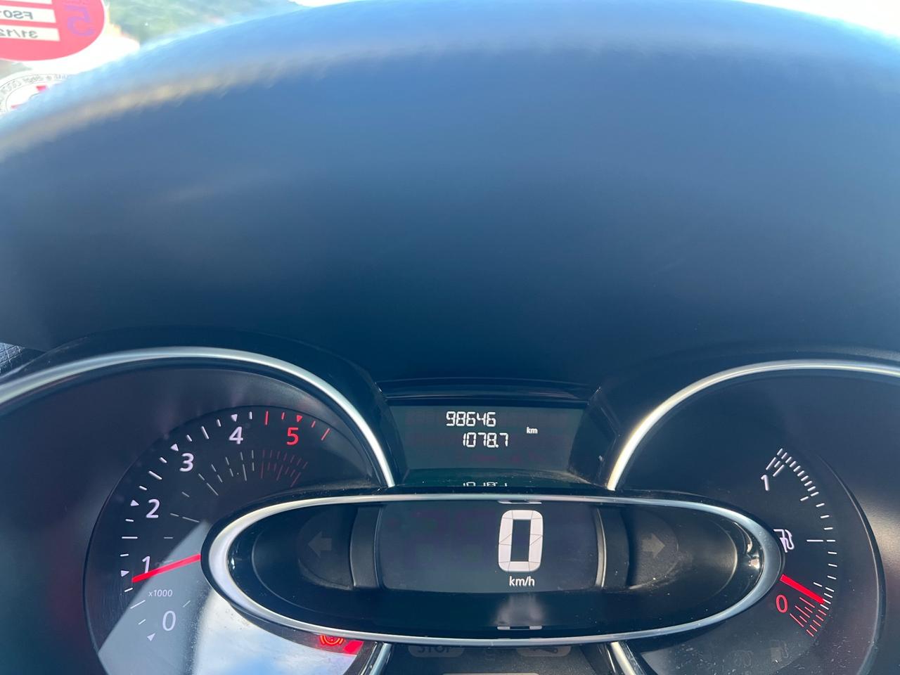 Renault Clio Sporter dCi 8V 90 CV Duel