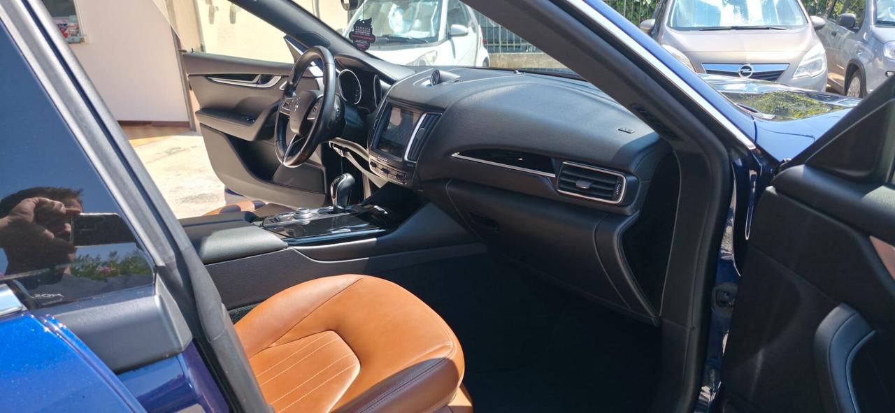 Maserati Levante V6 Diesel 250CV