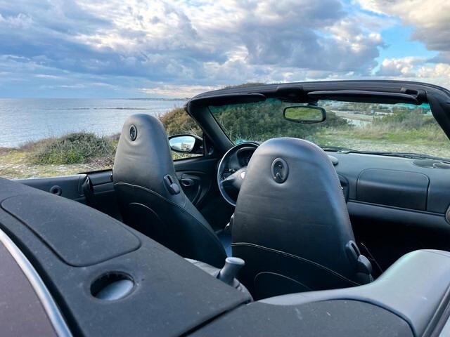 Porsche 911 Carrera cat Cabriolet 2000 da vetrina ISCRITTA ASI
