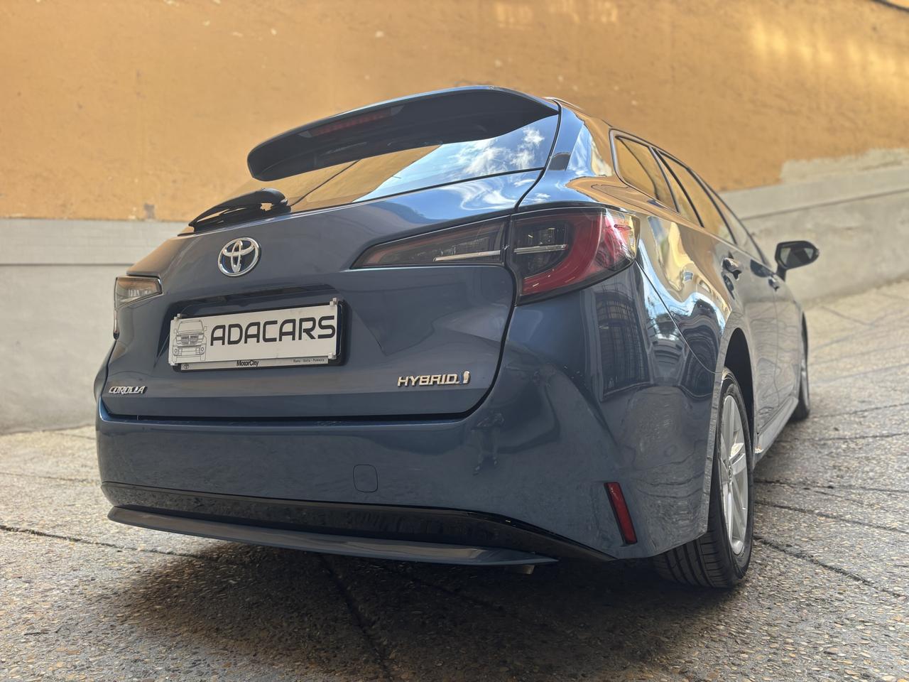 TOYOTA COROLLA 1.8 HYBRID