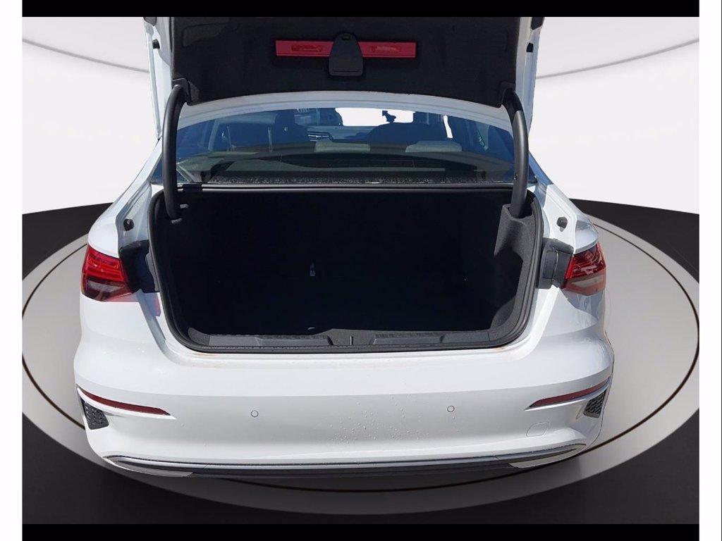 AUDI A3 sedan 30 2.0 tdi business advanced del 2024