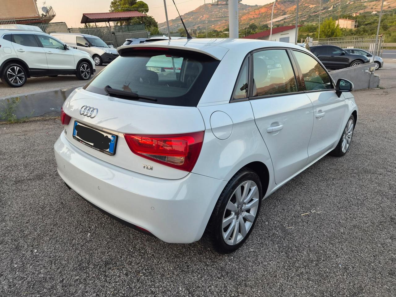 Audi A1 SPB 1.6 TDI 105 CV Ambition