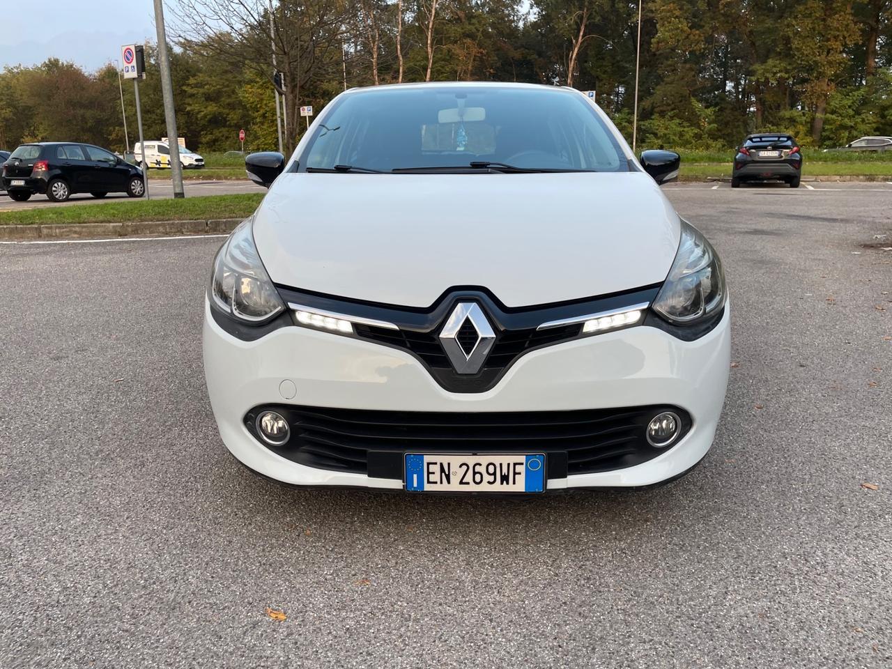 Renault Clio 1.2 75CV 5 porte Live*Neo patentati *