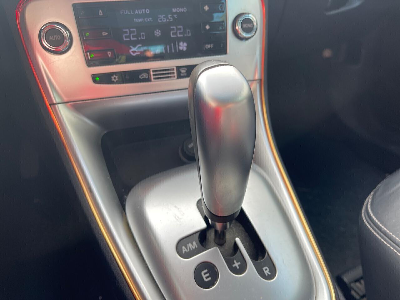 Lancia Delta 1.6MJT-automatico-panoramica-neopatentati
