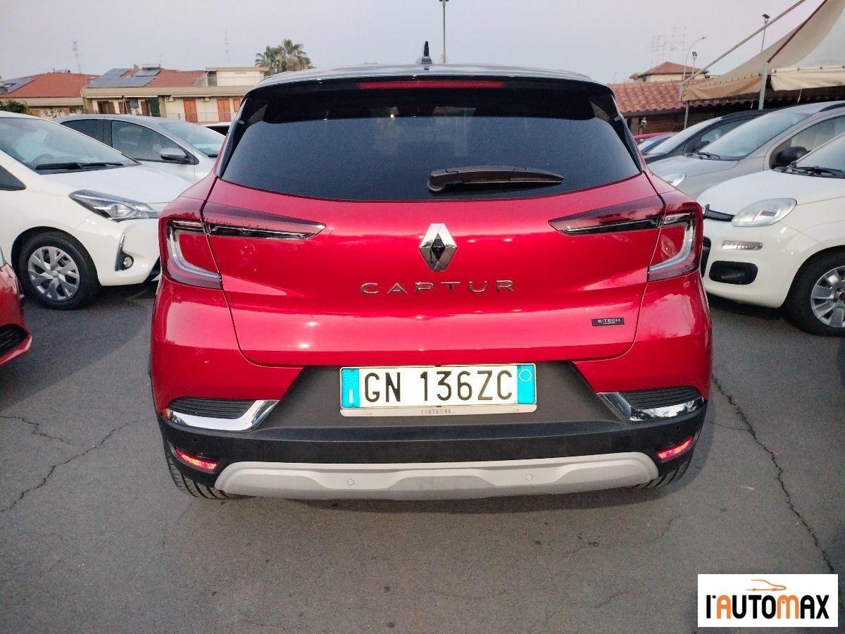 RENAULT - Captur 1.6 E-Tech hybrid Intens 145cv auto