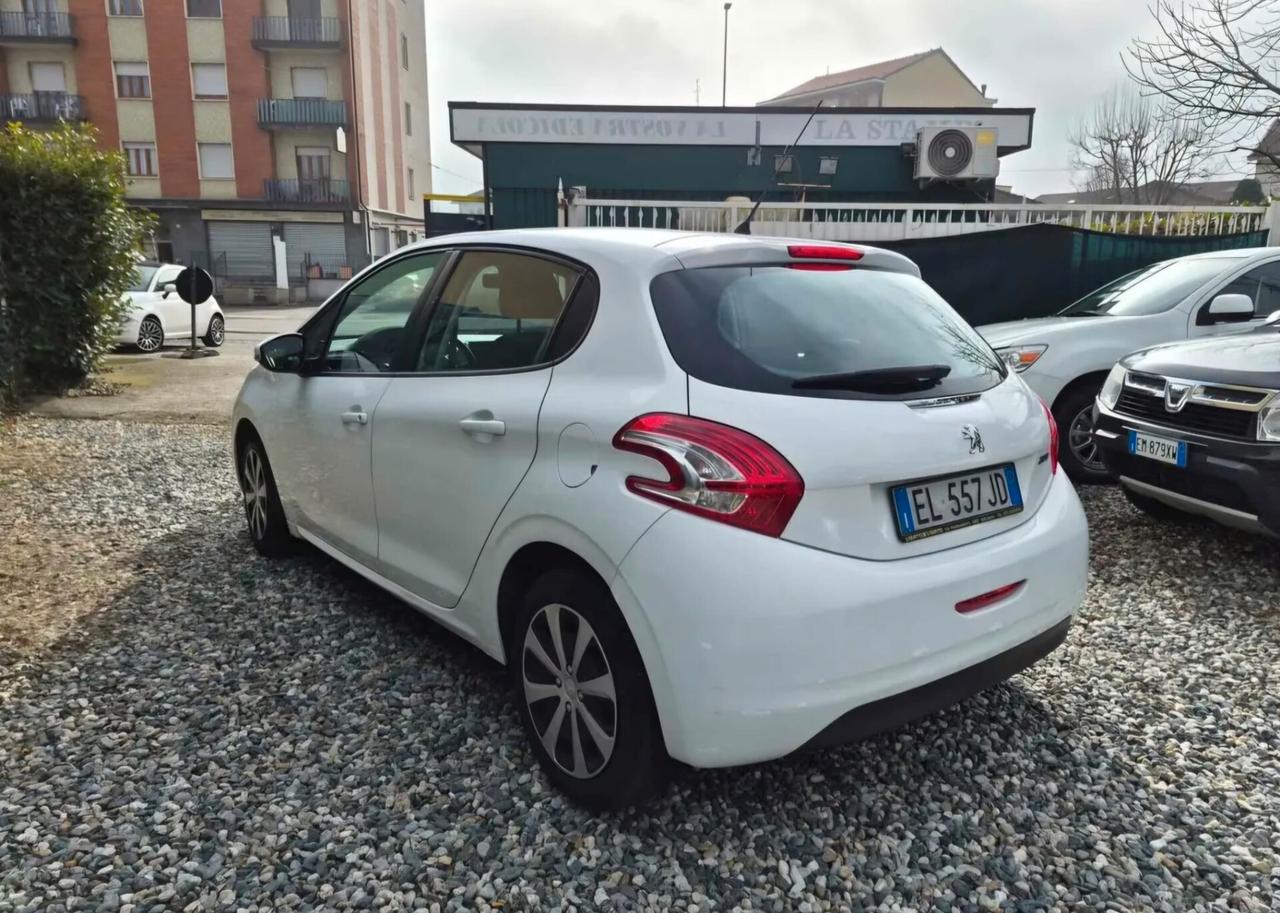 Peugeot 208 1.2 VTi 82 CV 5 porte Allure
