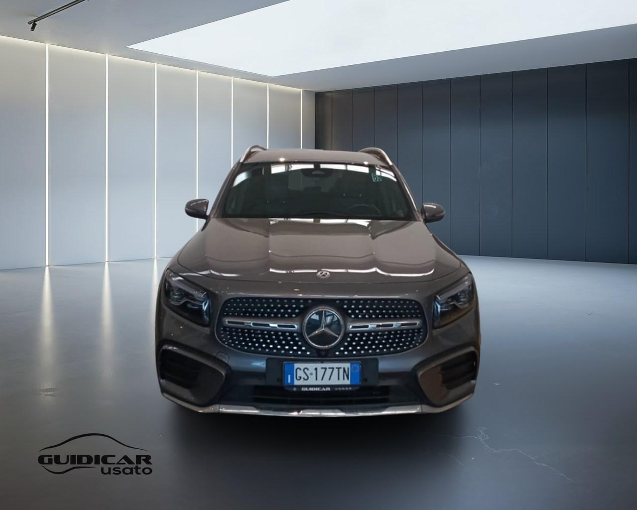 Mercedes-Benz GLB - X247 2023 - GLB 200 d AMG Line Premium auto