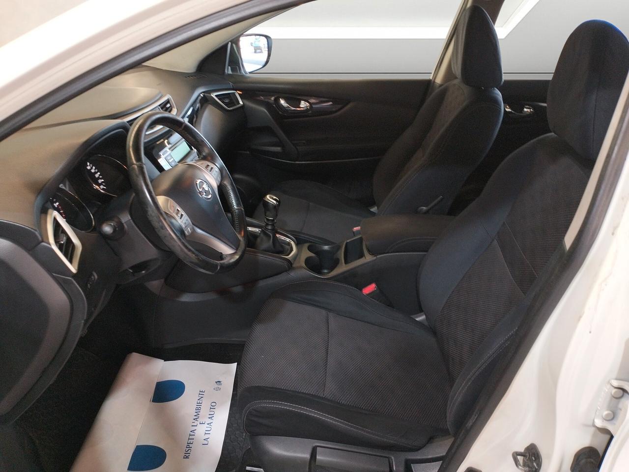 Nissan Qashqai 1.5 dci Visia 110cv