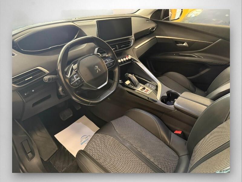 Peugeot 3008 BlueHDi 130 S&S EAT8 Allure