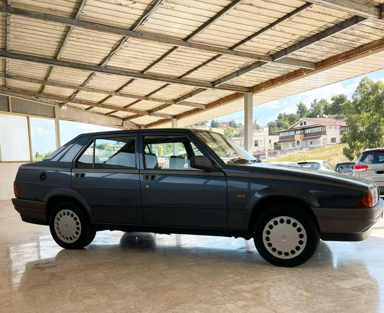Alfa Romeo 75 1.8