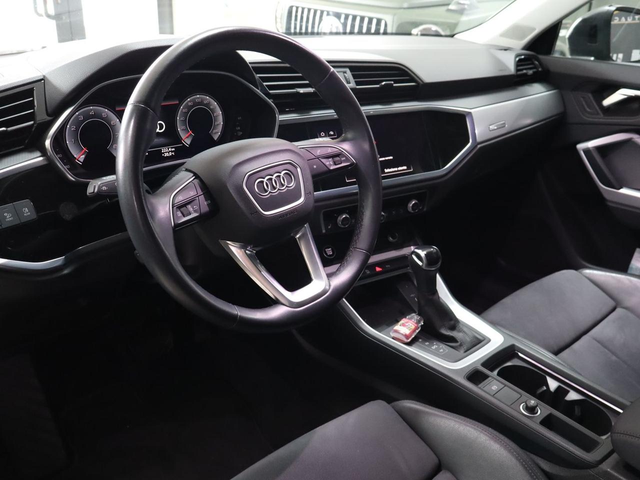 Audi Q3 S Line 1.5 35 TFSI #10221